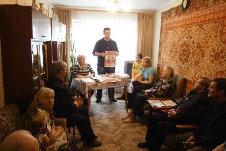 Кемеровская область: Комсомол работает с людьми 