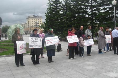 Барнаул: Коммунисты поддержали пикет жителей поселка Новомихайловка