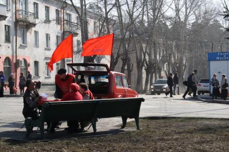 Новосибирск: В Первомайке прошел Ленинский субботник