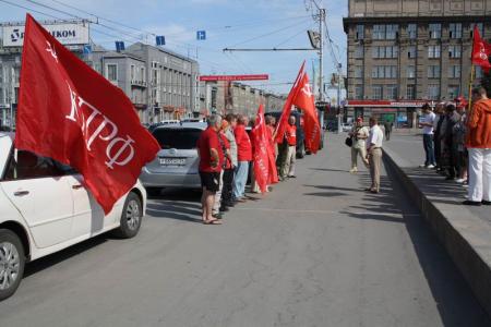 Автопробег  в честь воинов-сибиряков стартовал  в Новосибирске 