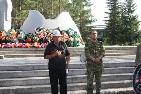 Новосибирская область: Митинг памяти в Краснозёрском 