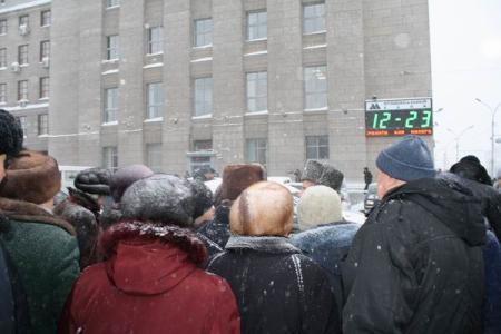 Новосибирск. Власть с телеэкрана не убедила пенсионеров: акции протеста продолжаются