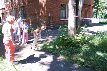 Коммунисты Пролетарского района Тулы провели традиционный праздник для детей инвалидов