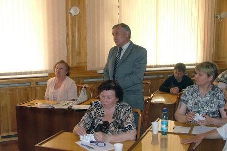 Новосибирские профсоюзы: Фронт создают, а тыл разрушен!