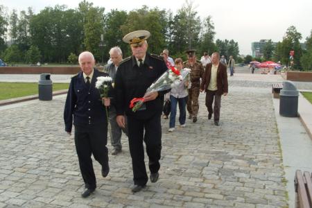 В Москве финишировал  автопробег «За нашу советскую Родину!» 