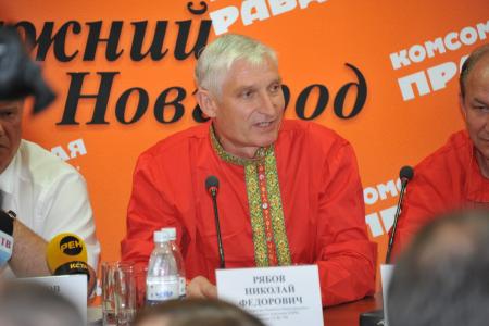 Г.А. Зюганов о попытке нижегородских властей сорвать народное Вече: не советую власти этим заниматься. Пусть успокоятся.  Мы преодолеем любые противостояния и проведем свои мероприятия массово, дружно и энергично