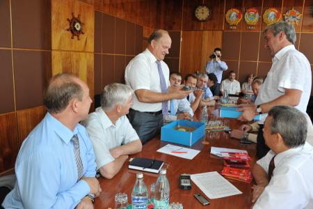 Г.А. Зюганов в Нижнем Новгороде. Посещение авиационного завода «Сокол»