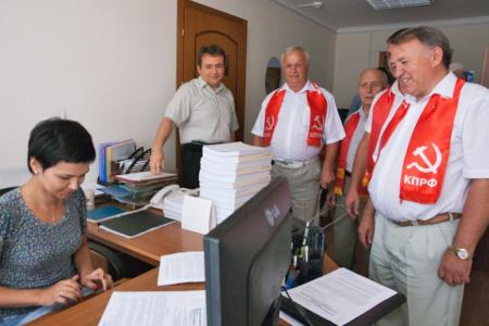 "Правда": Коммунисты Краснодара задают вопросы. Инициатива по проведению городского референдума в столице Кубани передана в избирком