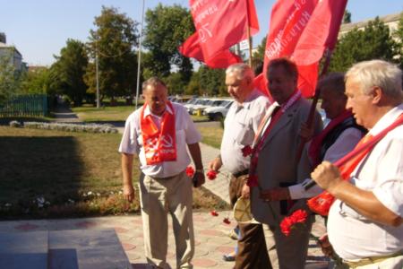 Краснодарский край: Депутат Госдумы С.П. Обухов провел отчетные встречи с избирателями Брюховецкого района