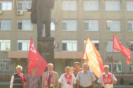Краснодарский край: Депутат Госдумы С.П. Обухов провел отчетные встречи с избирателями Брюховецкого района