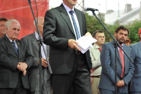Мы возродим тебя, Советский Союз! Г.А. Зюганов принял участие в памятных мероприятиях «20 лет без СССР», состоявшихся в Донецке
