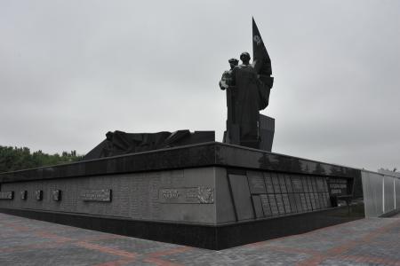 Мы возродим тебя, Советский Союз! Г.А. Зюганов принял участие в памятных мероприятиях «20 лет без СССР», состоявшихся в Донецке