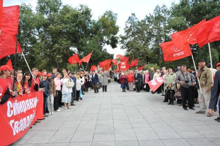 Г.А. Зюганов: Сибирскому народному ополчению  – быть! Г.А. Зюганов  прибыл в Новосибирск 