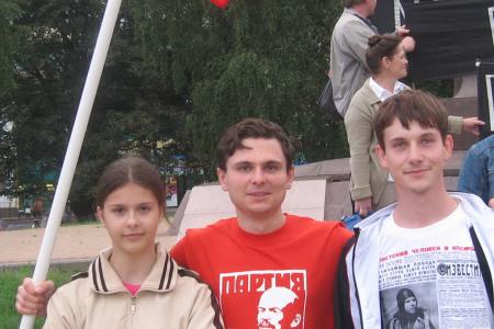 Калининград: Пикетчики вышли с плакатом "Путлер, распусти свой фольксштурм!"
