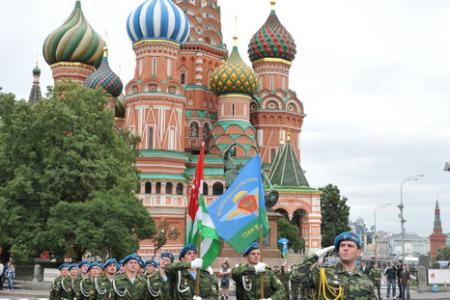 Г.А. Зюганов принял участие в праздновании Дня ВДВ на Красной площади