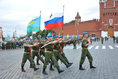 Г.А. Зюганов принял участие в праздновании Дня ВДВ на Красной площади