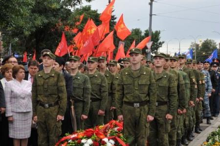 «Зюганов – наш президент!» Рабочая поездка лидера КПРФ и «Народного ополчения» в Орловскую область