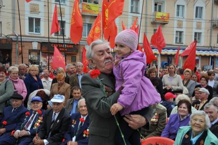 «Зюганов – наш президент!» Рабочая поездка лидера КПРФ и «Народного ополчения» в Орловскую область