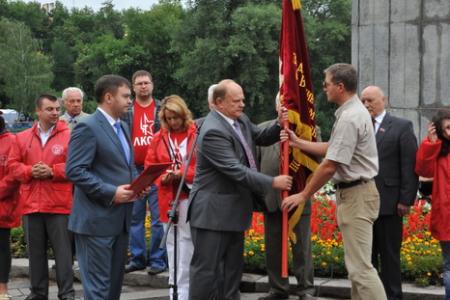 За Зюганова – единогласно! В день освобождения Орла лидеру КПРФ желали победы на президентских выборах