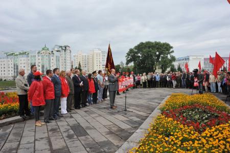 «Зюганов – наш президент!» Рабочая поездка лидера КПРФ и «Народного ополчения» в Орловскую область