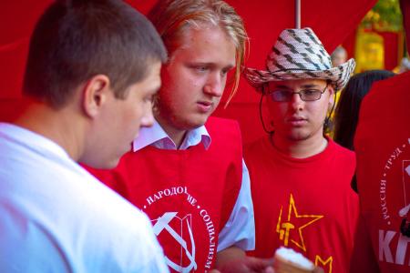 Коммунисты Пензы подарили детям праздник