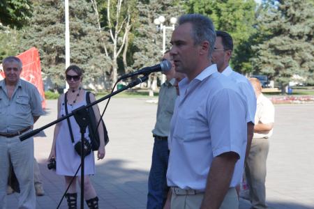 Ростов-на-Дону: Отменить преступные приказы, ставящие под угрозу безопасность Родины!