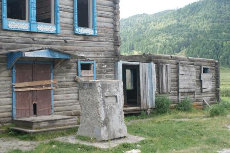 Республика Алтай: Памятник Ленину в Черном Ануе  взят под защиту сельчанами