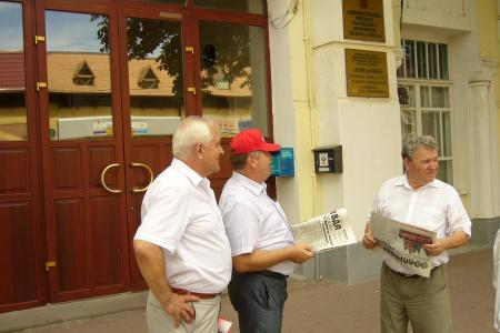 Краснодарский край. Отчетная поездка секретаря ЦК КПРФ, депутата Госдумы РФ С.П.Обухова в город Ейск