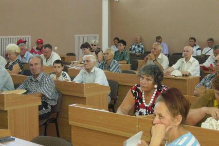 Депутат Госдумы С.П.Обухов на встрече с избирателями Гулькевичского района Краснодарского края: Инициативы КПРФ и три аферы «Единой России» в ходе весенней сессии Думы