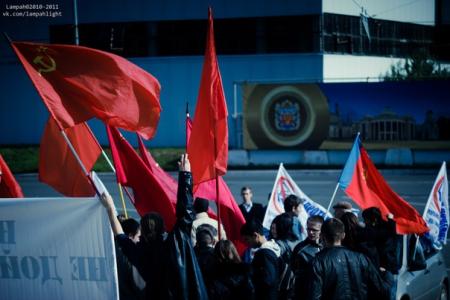 Акция Оренбургского обкома ЛКСМ против повышения цен на бензин