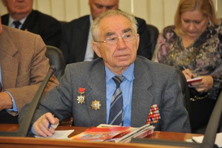 Г.А. Зюганов: Красный стяг Победы полностью соответствует нашей исторической традиции   