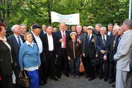 Г.А. Зюганов: «Мы отброшены в 17-й век!» Состоялась рабочая поездка лидера КПРФ в Ярославль
