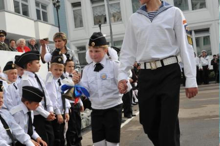 «Семь футов под килем!» В День знаний Г.А. Зюганов посетил кадетскую школу №1700 «Московский объединенный кадетский корпус Героев Севастополя»