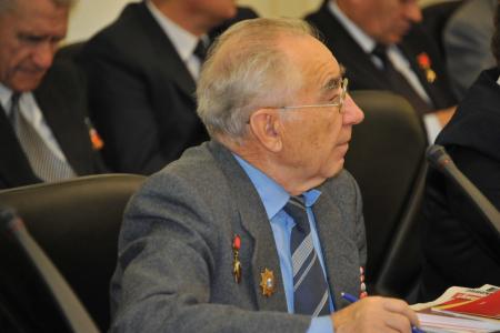 Г.А. Зюганов: Красный стяг Победы полностью соответствует нашей исторической традиции   