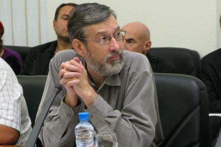 Круглый стол в Мосгордуме: чиновники подталкивают столицу к экологической катастрофе  