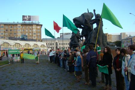 Москва: Кампания протеста против агрессии НАТО в Ливии продолжается