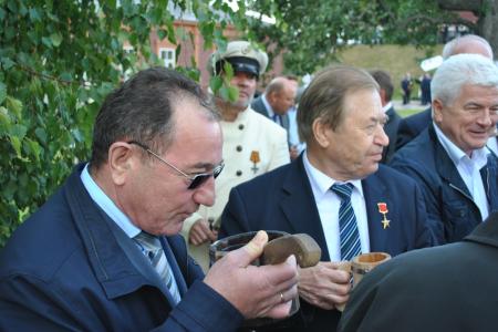 В.А. Стародубцев принял участие в мероприятиях, посвящённых 183-й годовщине со дня рождения Л.Н. Толстого