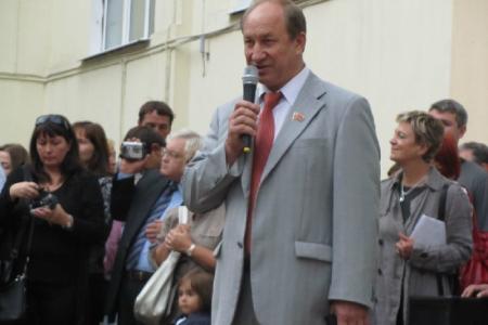 В.Ф. Рашкин напутствовал в мир знаний московских школьников