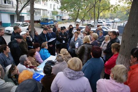 А.В. Корниенко провел встречу с избирателями Владивостока