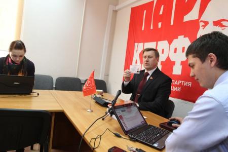 Анатолий Локоть в прямом эфире ответил на вопросы пользователей сети Интернет