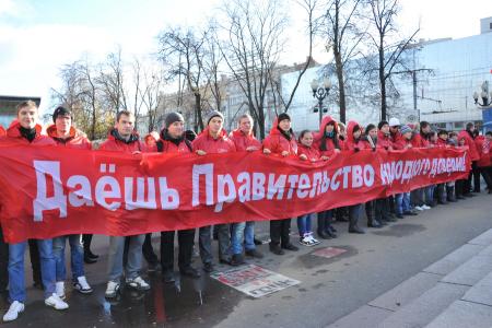 В.И. Кашин на митинге  в поддержку законопроекта  КПРФ «О детях войны»: Нужно защитить хотя бы одну категорию  людей, которая пострадала больше всех! 