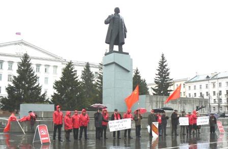 Курган: Пикет против нищего бюджета и беспредела на выборах 
