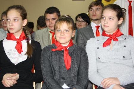 С.В. Муравленко встретился с белгородскими комсомольцами