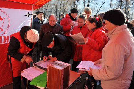 В.И. Кашин на митинге  в поддержку законопроекта  КПРФ «О детях войны»: Нужно защитить хотя бы одну категорию  людей, которая пострадала больше всех! 