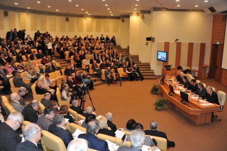 Народные предприятия – одна из лучших форм хозяйствования! Фракция КПРФ в Госдуме провела «круглый стол» по вопросам развития коллективных хозяйств и народных предприятий