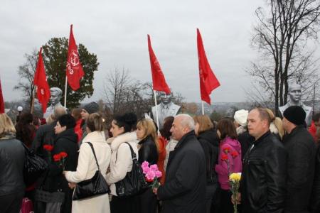 С.В. Муравленко открыл Аллею Героев Социалистического Труда