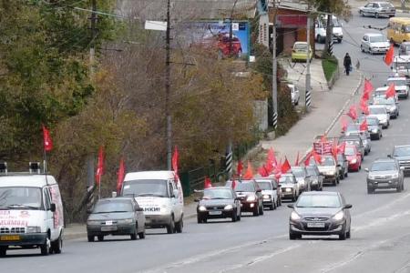 Саратовская область: Красные в городе