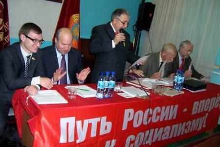 Татарстан: «Политика большинства – курс на победу!», "Заставим олигархов вернуть украденное!"