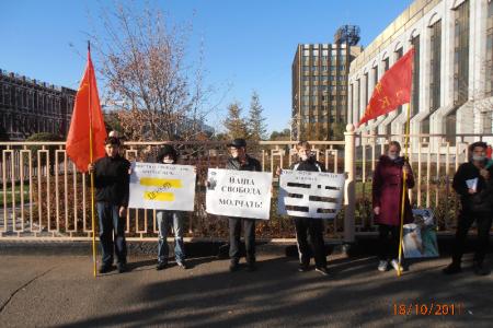 Оренбург: Пикет против цензуры и полицейщины