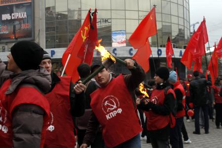 Воронеж: «Вечная память защитникам Дома Советов!»